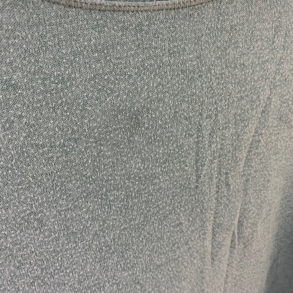 Green long sleeve layered top - Picture 5 of 5